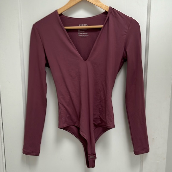 Long sleeve deep v bodysuit. - Picture 2 of 4